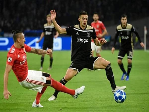 Nhận định Benfica vs Ajax 24/2