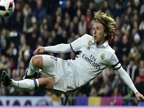 Bóng đá quốc tế tối 13/4: Modric thừa nhận Real đã chết lâm sàng