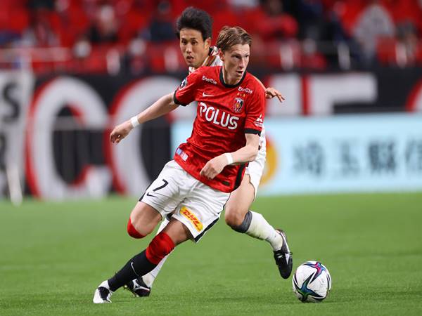 Soi kèo bóng đá giữa Nagoya Grampus vs Urawa Reds, 17h30 ngày 3/8