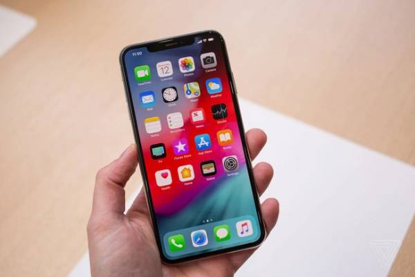đánh giá iphone xs max