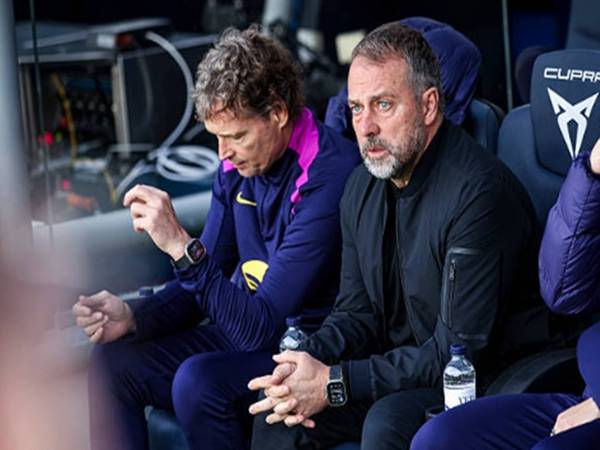 Flick không vui sau thắng lợi trước Alaves